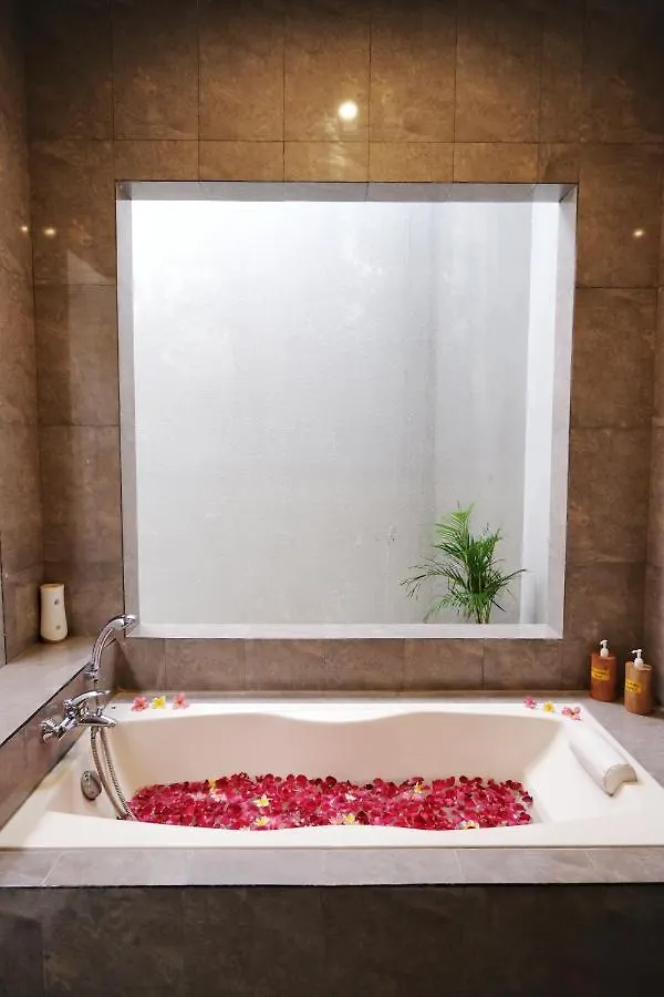 Villa Akmali Seminyak - 3 Bedrooms  Seminyak (Bali)
